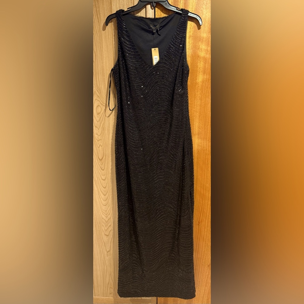 Donna Karan Elegant Black Evening Dress